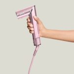 Actualité : Shark FlexStyle IonCurl : le lisseur qui veut réconcilier routine capillaire et soin du cheveu